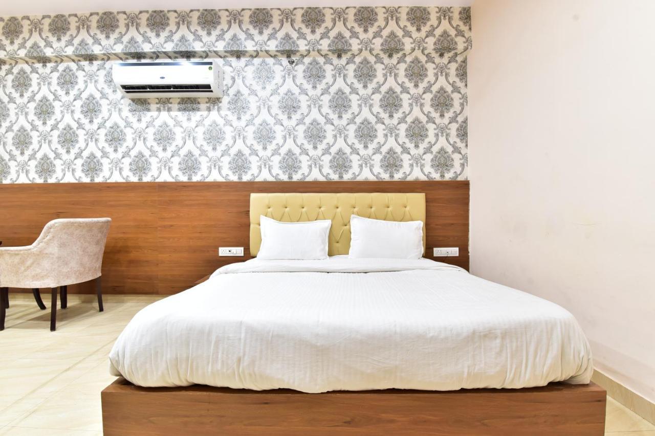 Hotel Signature Prime Vaishali Nagar Jaipur Exteriör bild