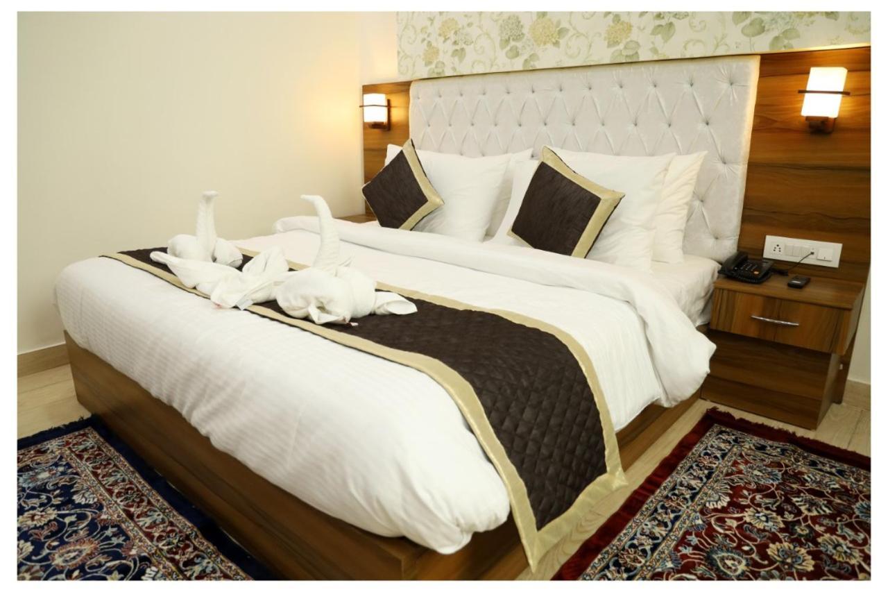 Hotel Signature Prime Vaishali Nagar Jaipur Exteriör bild