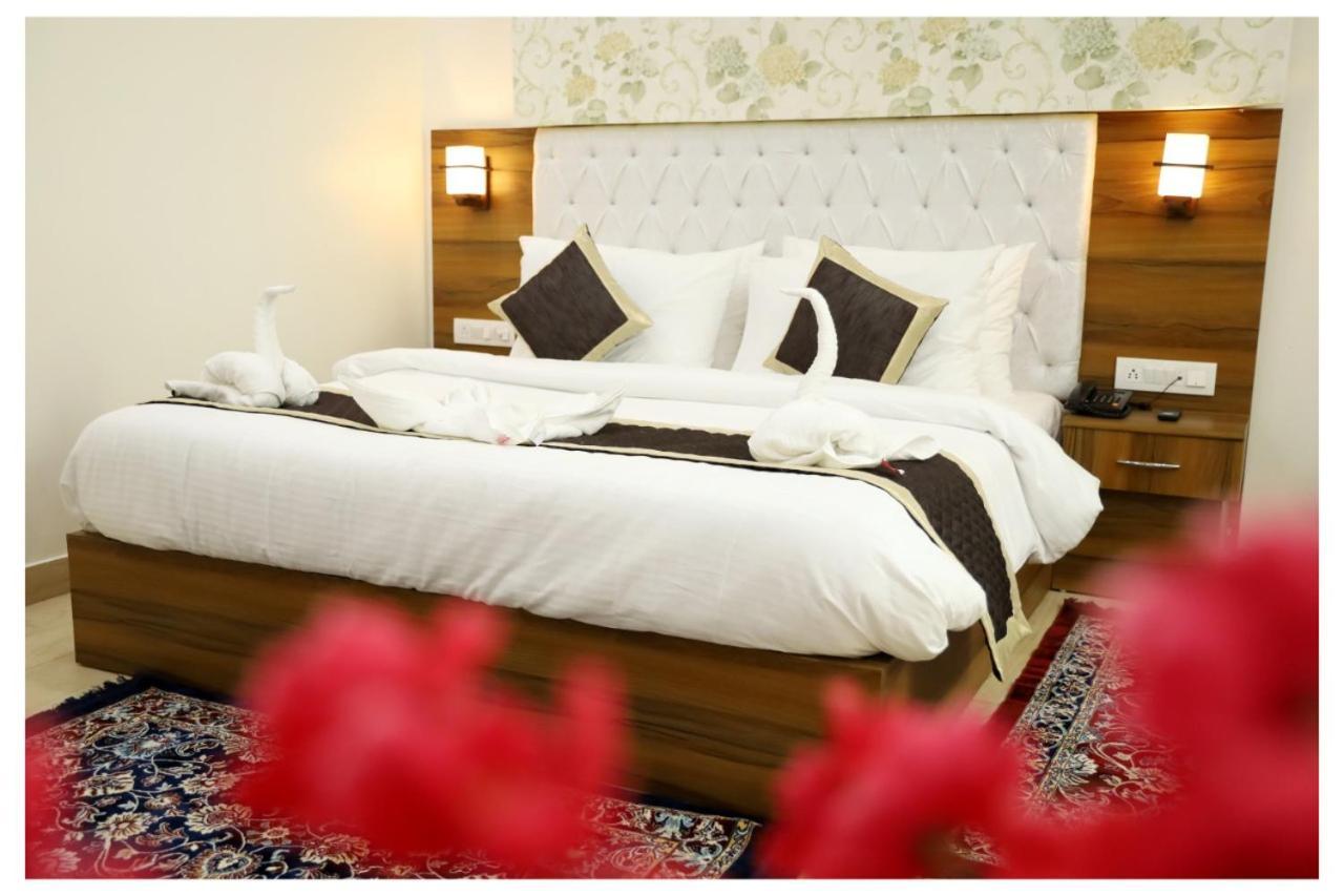 Hotel Signature Prime Vaishali Nagar Jaipur Exteriör bild